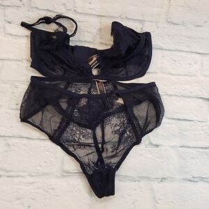 Victoria's Secret 2 pc set very sexy